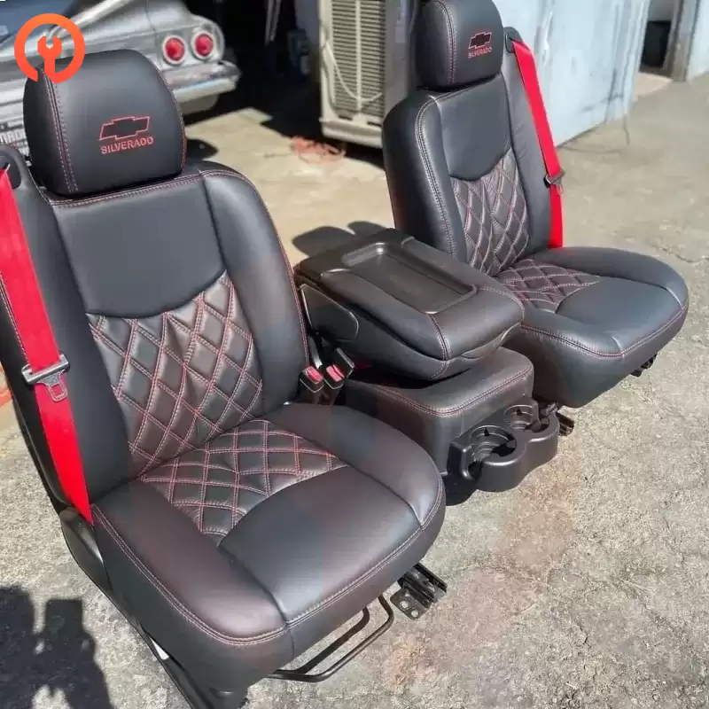 CHEVY LEATHER SEATS WITH CONSOLE( BLACK WITH RED STICHES)